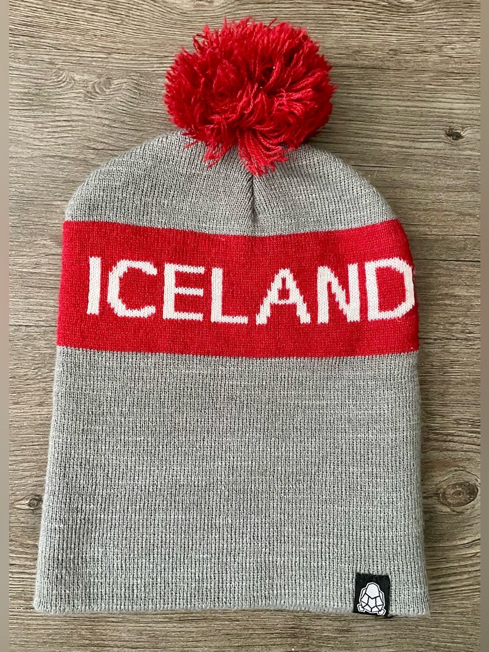 🇮🇸 Iceland Pom Pom Beanie Hat 🇮🇸